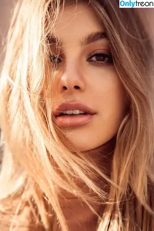 Camila Morrone / camilamorrone nude photo #0209