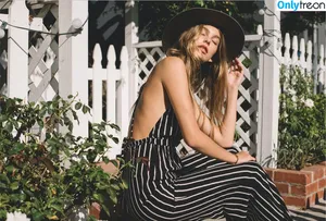 Camila Morrone / camilamorrone nude photo #0292