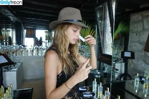 Camila Morrone / camilamorrone nude photo #0354