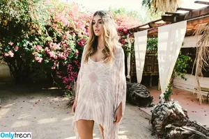 Camila Morrone / camilamorrone nude photo #0367