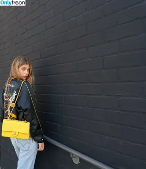 Camila Morrone / camilamorrone nude photo #0420