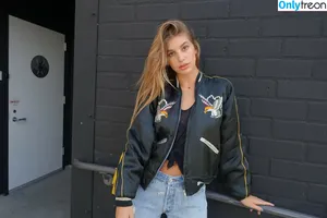 Camila Morrone / camilamorrone nude photo #0423