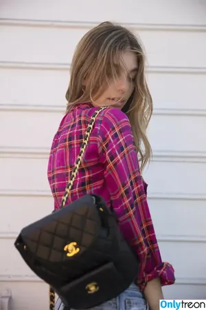 Camila Morrone / camilamorrone nude photo #0438
