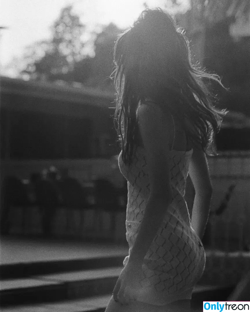 Camila Morrone nude photo #0111 (camilamorrone)