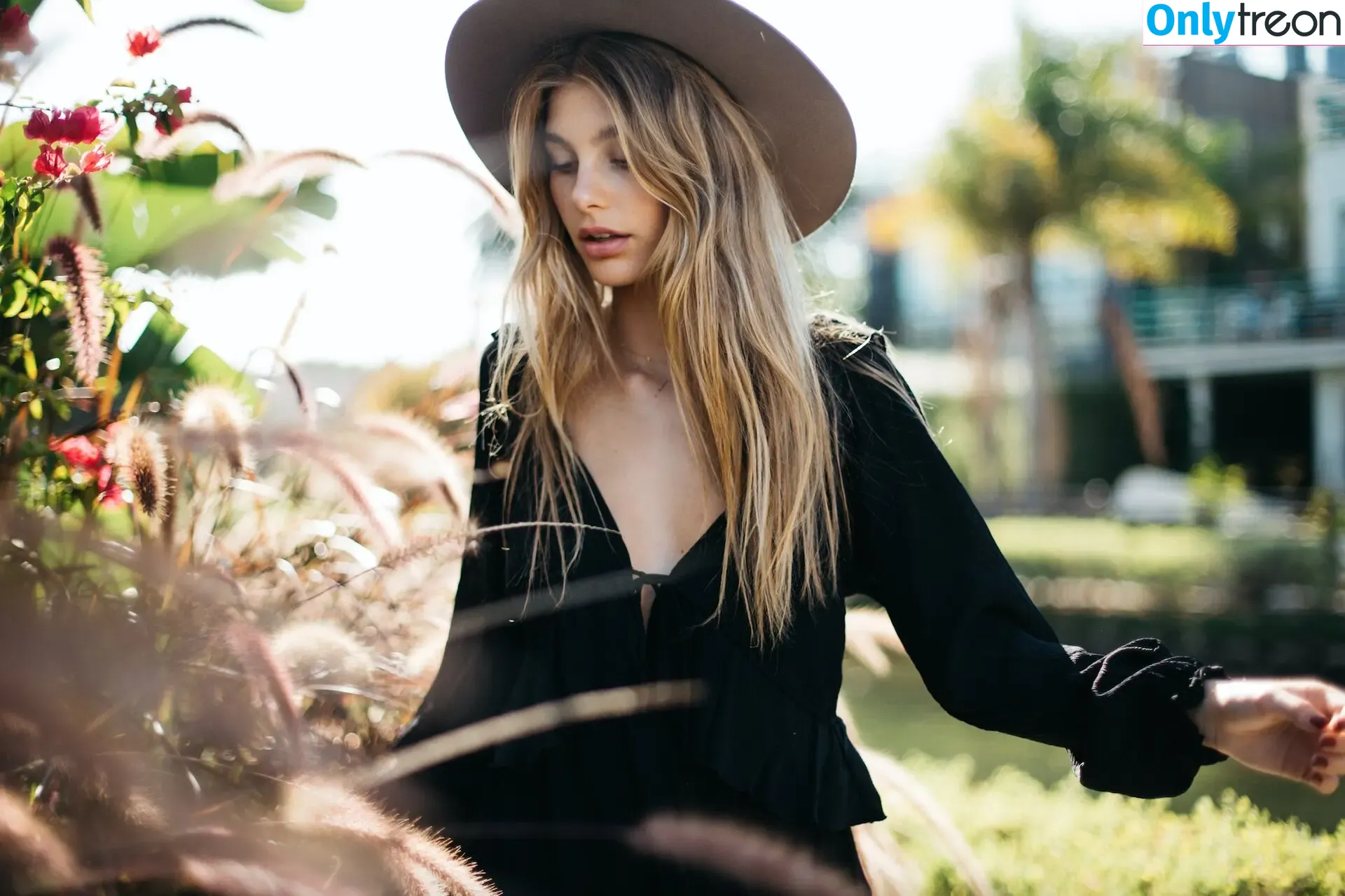 Camila Morrone nude photo #0341 (camilamorrone)