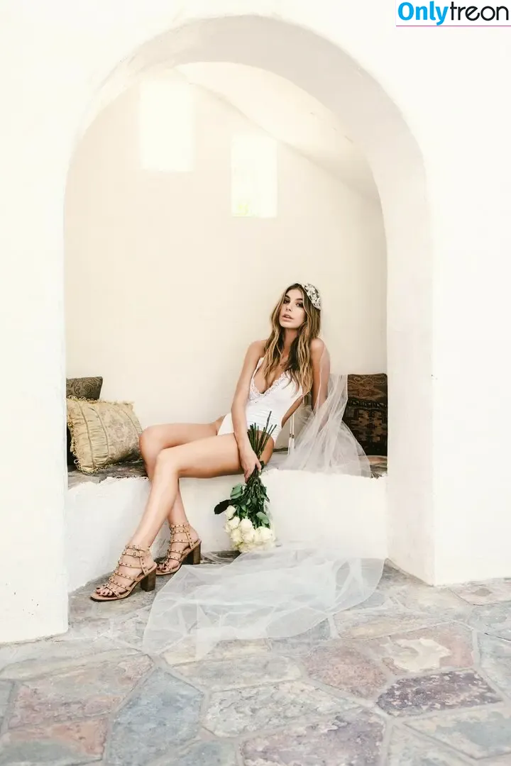 Camila Morrone nude photo #0376 (camilamorrone)