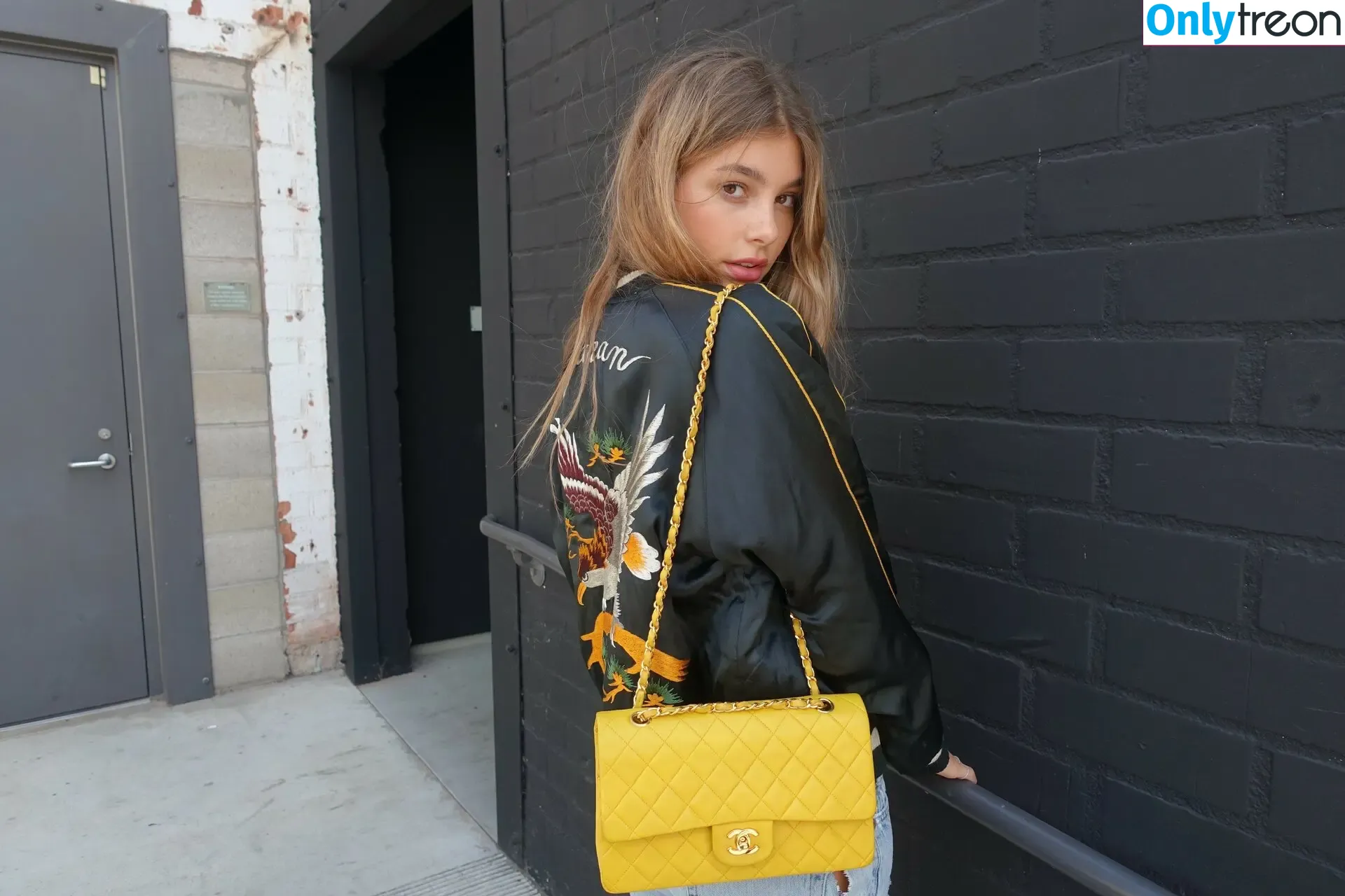 Camila Morrone nude photo #0421 (camilamorrone)