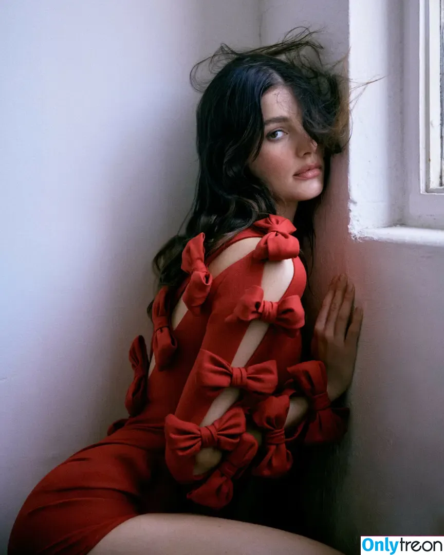 Camila Morrone nude photo #0481 (camilamorrone)
