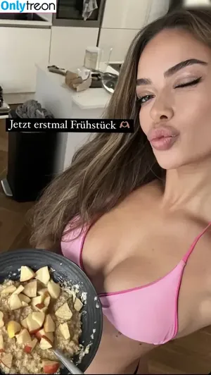 Camilla Nkenke / camillankenke nude photo #0132