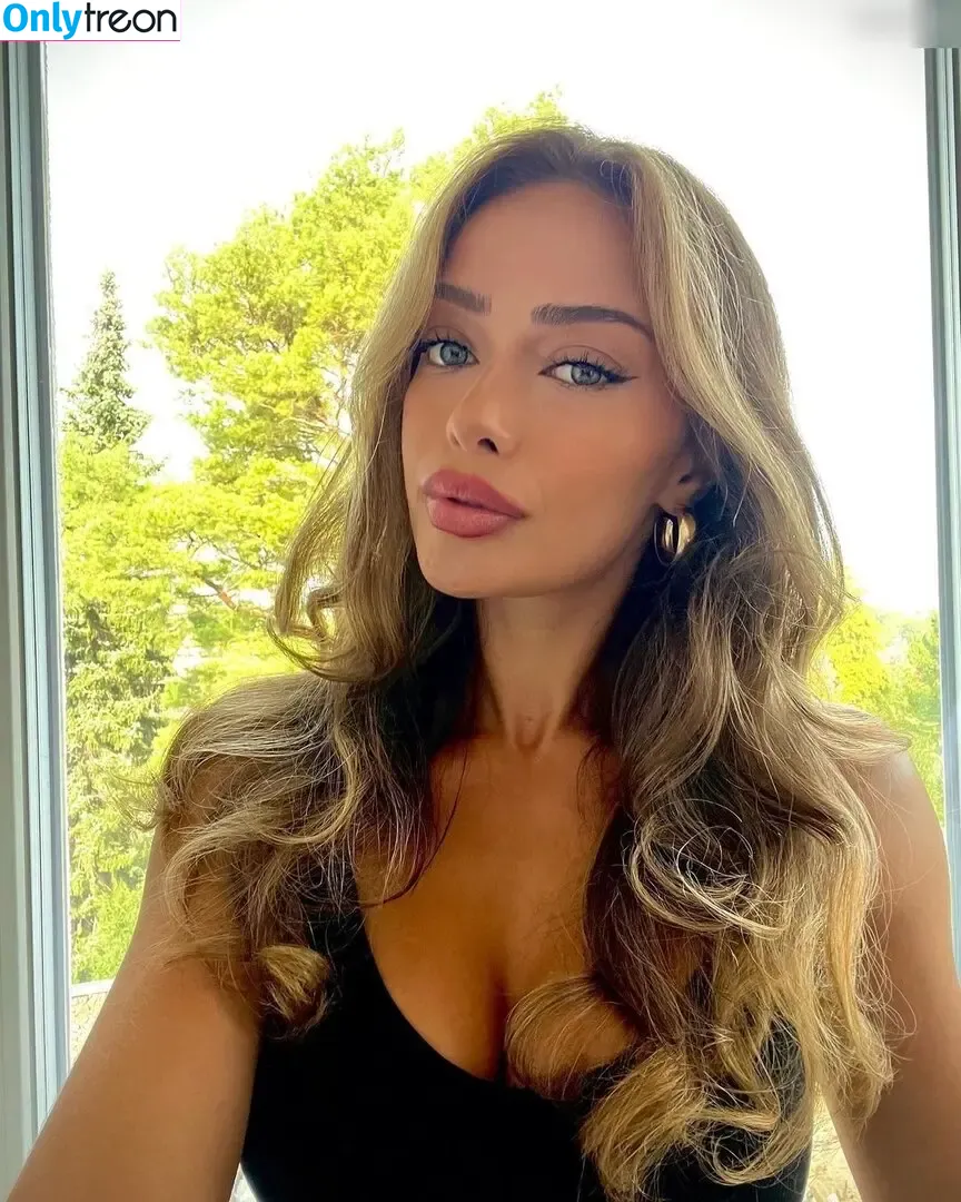 Camilla Nkenke nude photo #0093 (camillankenke)