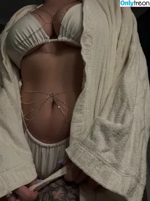 Camilla / SpicyCammy / cami2spicy / flinnywinny / realcamillaara nude photo #0229