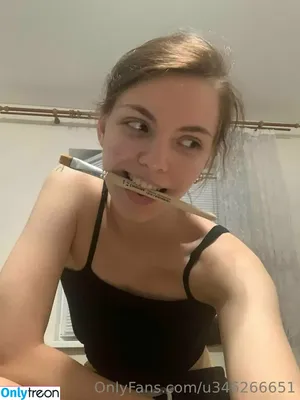 camillacammyy / camille.kammy nude photo #0015