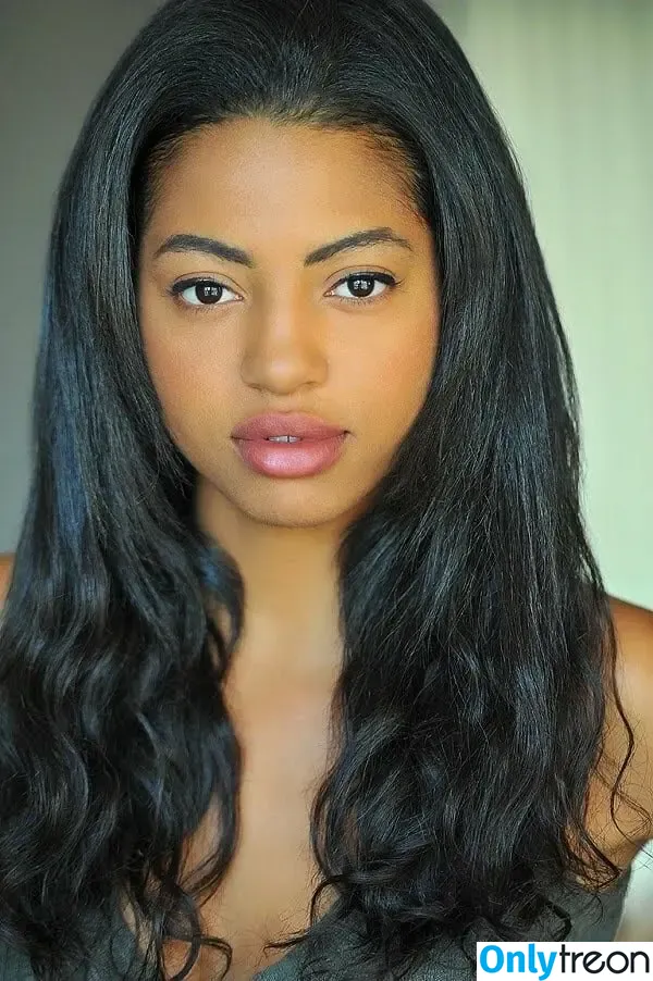 Camille Hyde nude photo #0166 (camillehyde)
