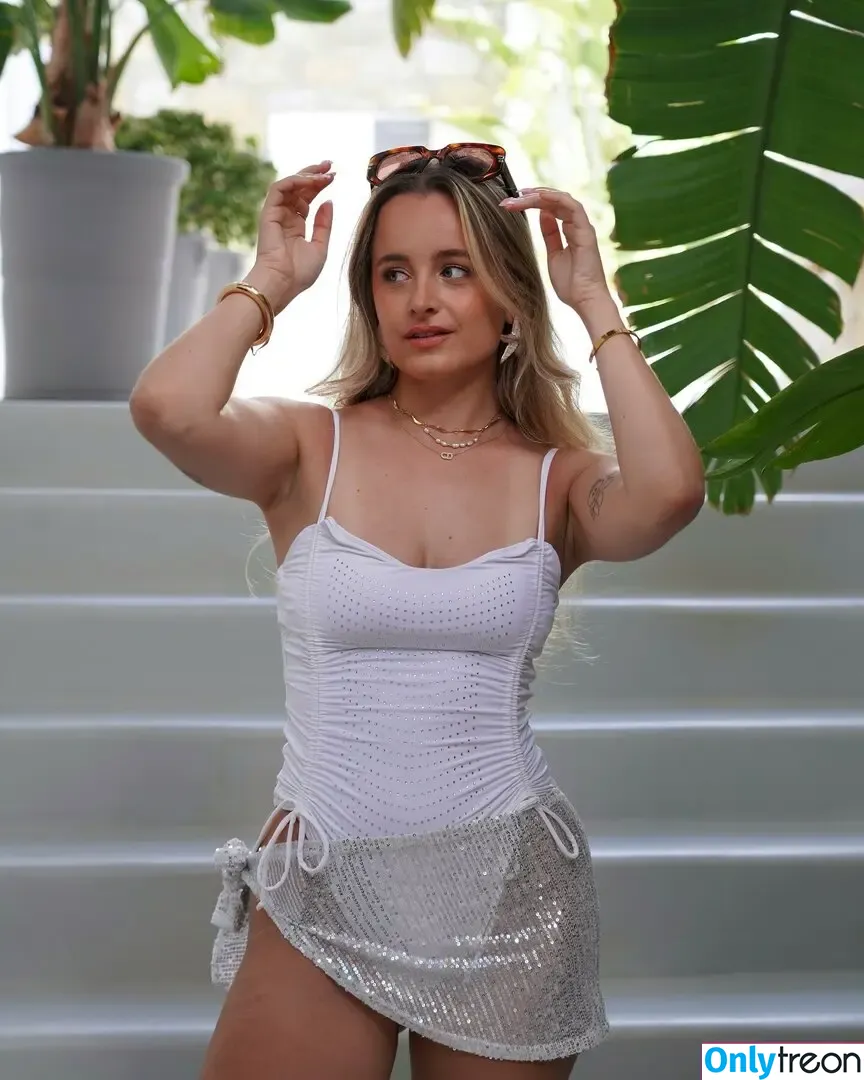 Camille LV nude photo #0119 (CamilleLvqu / camille_lvqu)