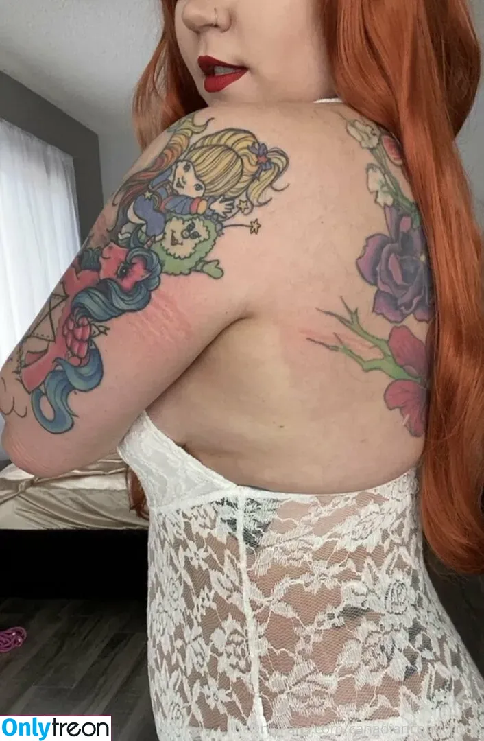 canadiancomiccutie nude photo #0023 (canadiancomiccutie)