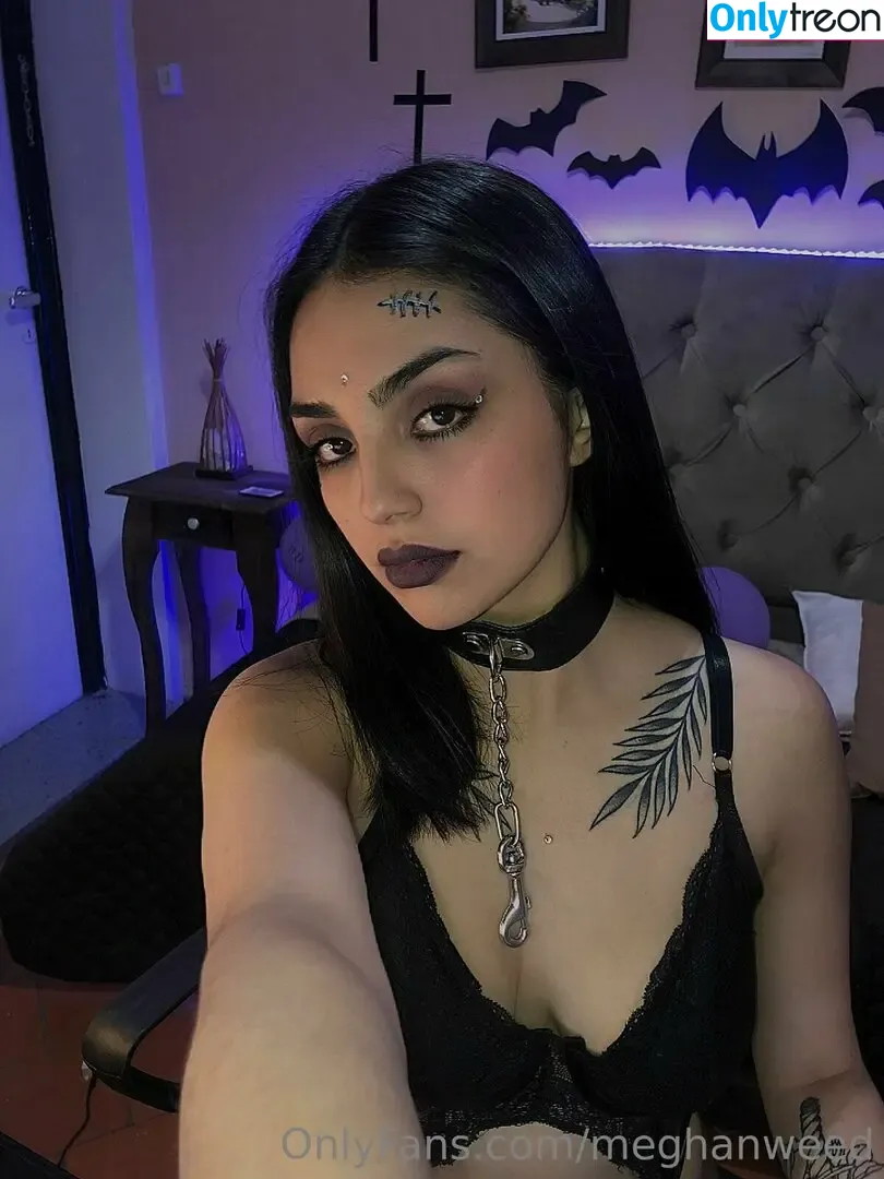 cancerbaby420 nude photo #0002 (cancerbaby101)