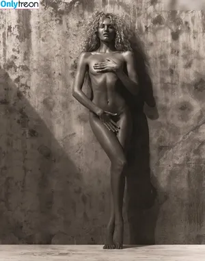 Candice Swanepoel / candiceswanepoel nude photo #0468