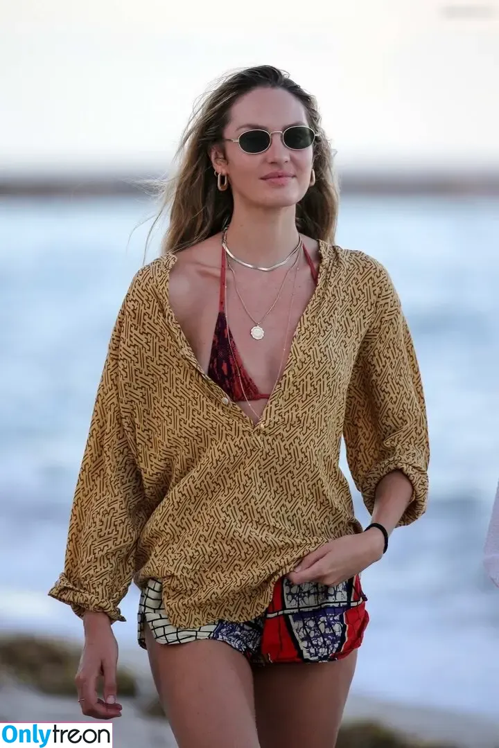 Candice Swanepoel nude photo #0478 (candiceswanepoel)