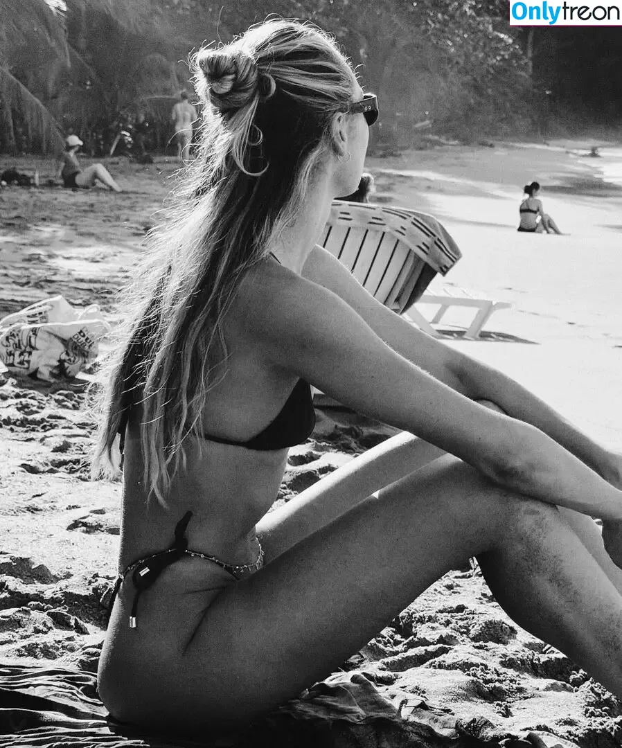 Candice Swanepoel nude photo #0492 (candiceswanepoel)