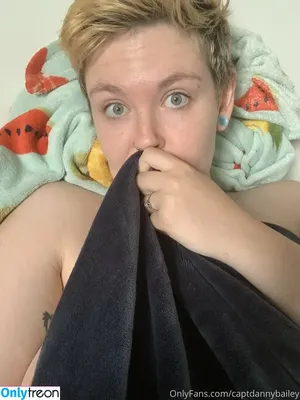  nude photo #0009