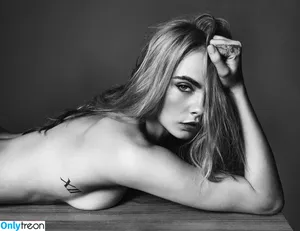 Cara Delevingne / caradelevingne nude photo #0026