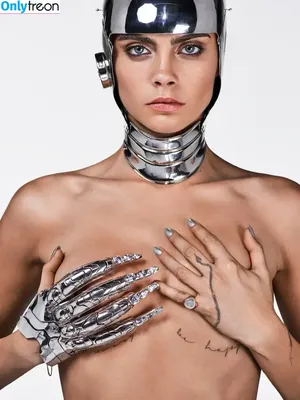 Cara Delevingne / caradelevingne nude photo #0034