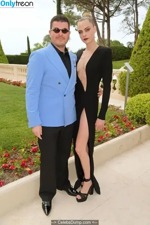 Cara Delevingne / caradelevingne nude photo #0500