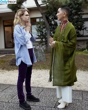 Cara Delevingne / caradelevingne nude photo #0794