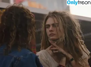 Cara Delevingne / caradelevingne nude photo #0843