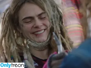 Cara Delevingne / caradelevingne nude photo #0846