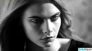 Cara Delevingne / caradelevingne nude photo #0931