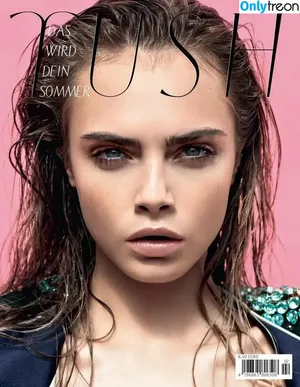 Cara Delevingne / caradelevingne nude photo #0957