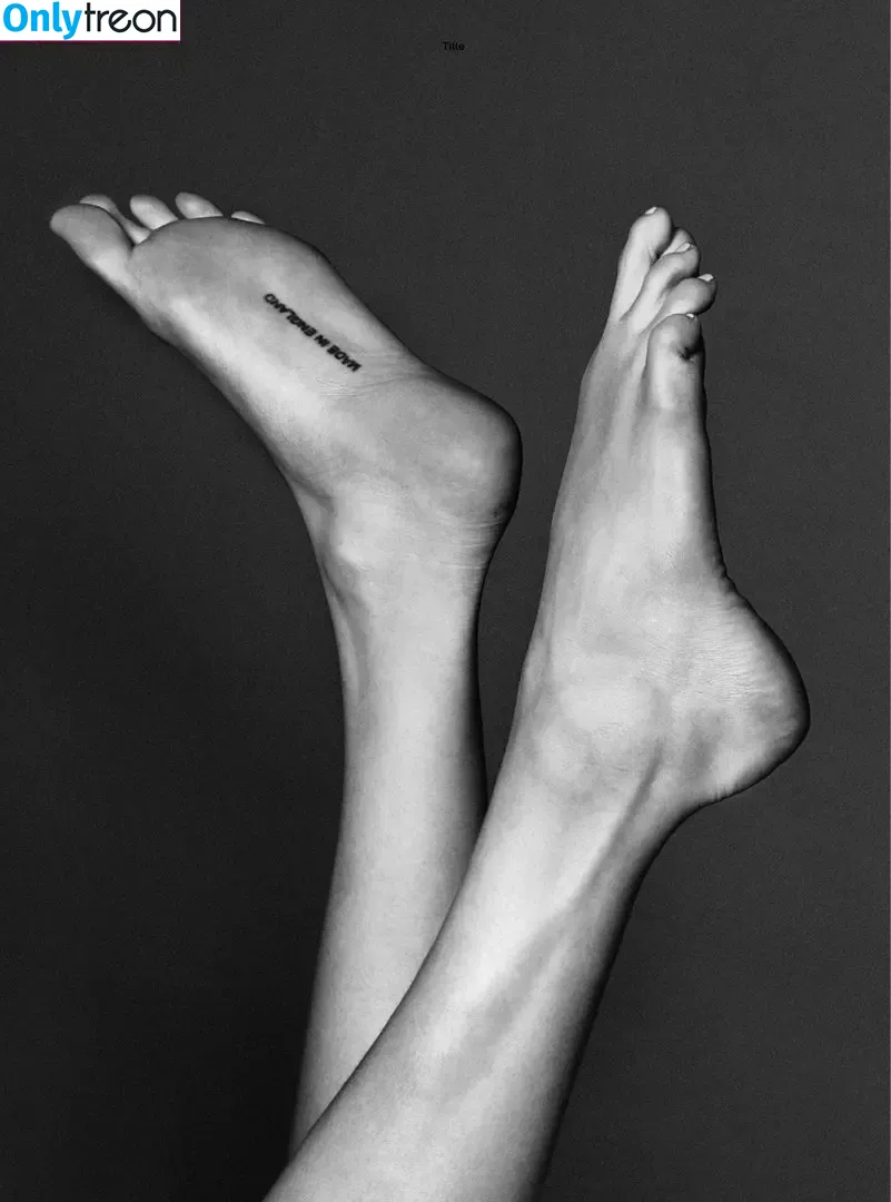 Cara Delevingne nude photo #0029 (caradelevingne)