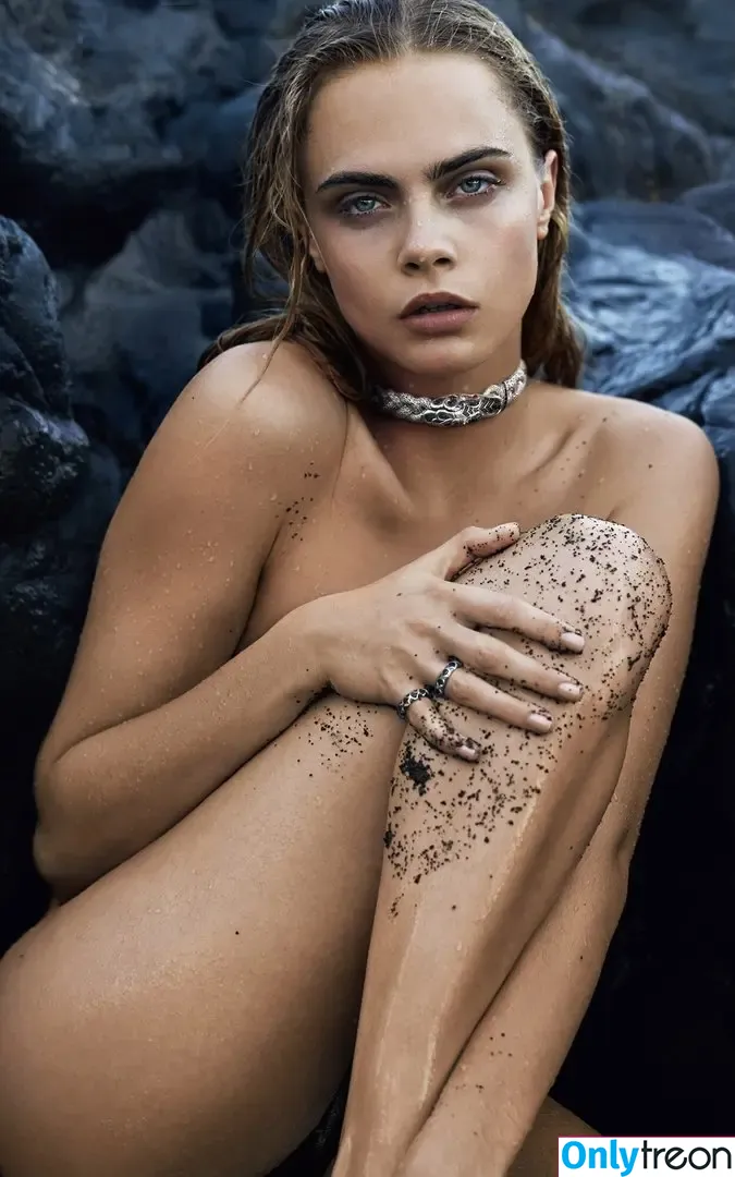 Cara Delevingne nude photo #0072 (caradelevingne)