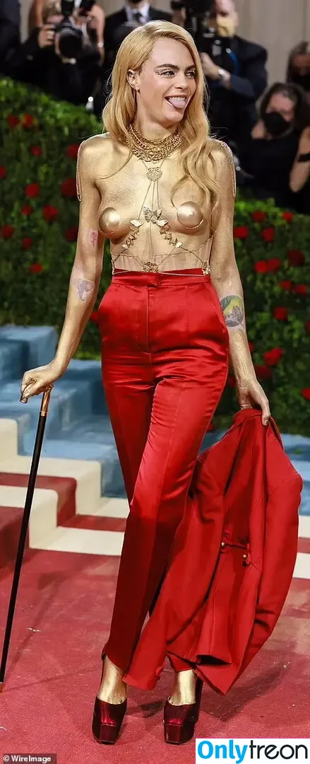 Cara Delevingne nude photo #0123 (caradelevingne)