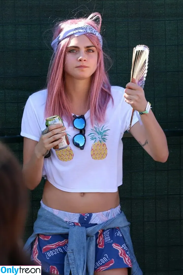Cara Delevingne nude photo #0197 (caradelevingne)