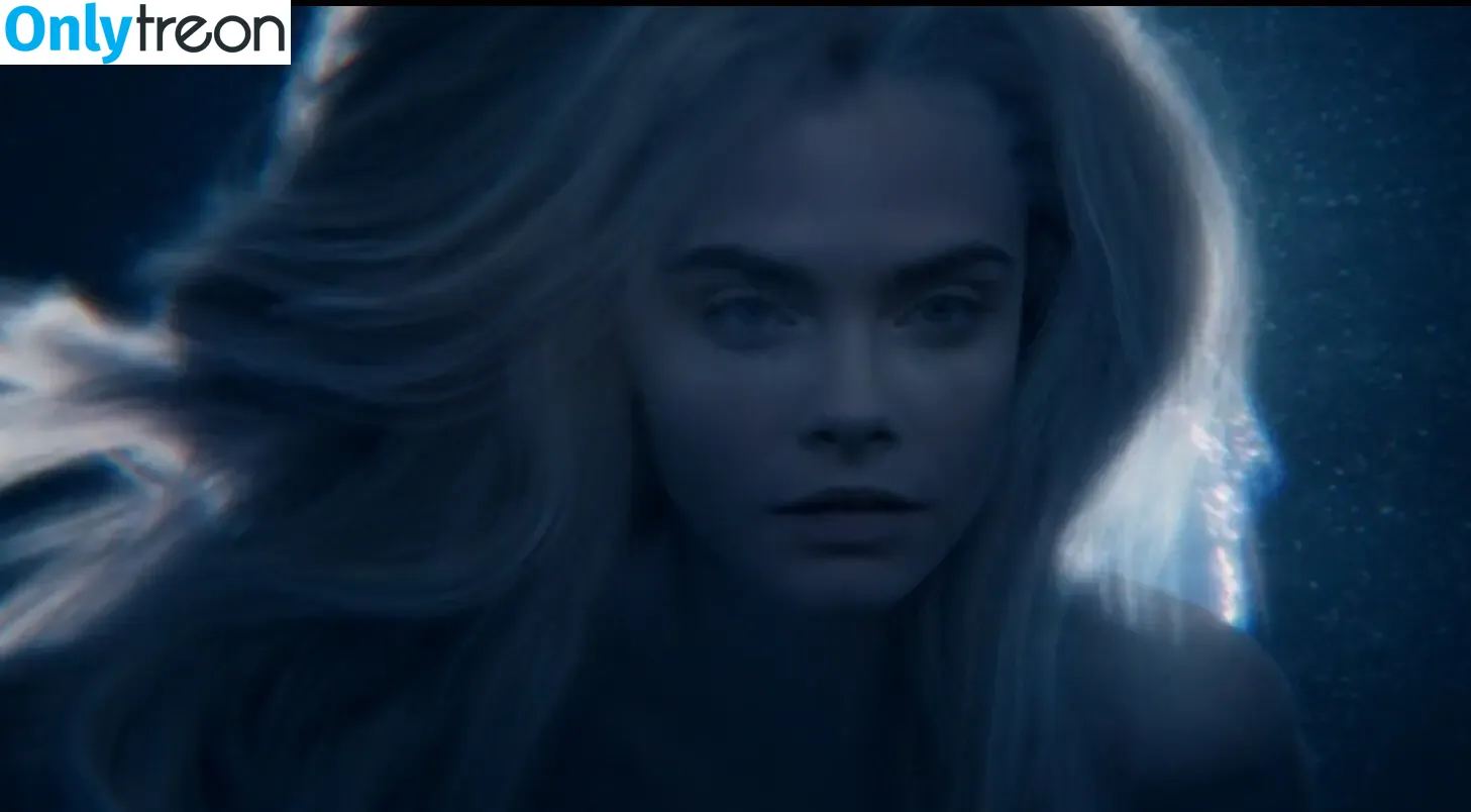 Cara Delevingne nude photo #0279 (caradelevingne)