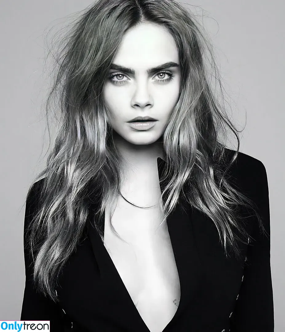 Cara Delevingne nude photo #0341 (caradelevingne)