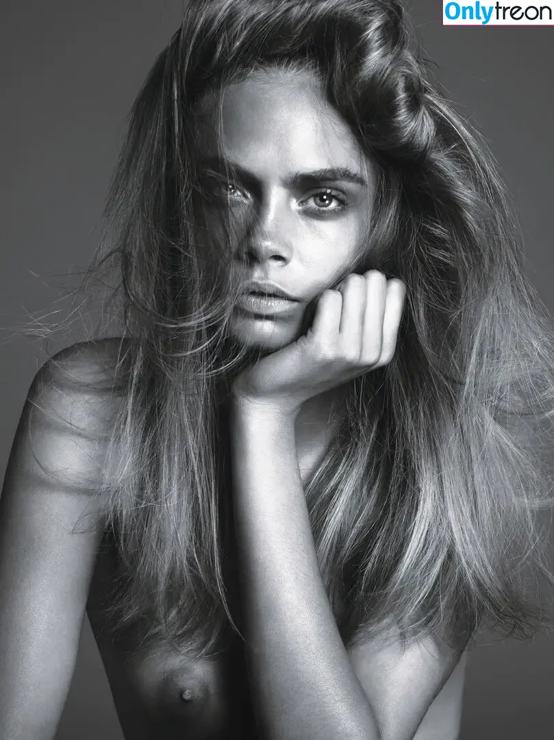 Cara Delevingne nude photo #0610 (caradelevingne)
