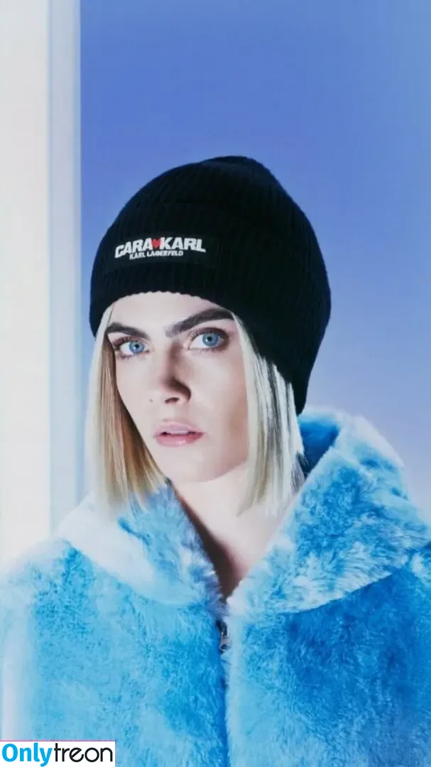 Cara Delevingne nude photo #0645 (caradelevingne)