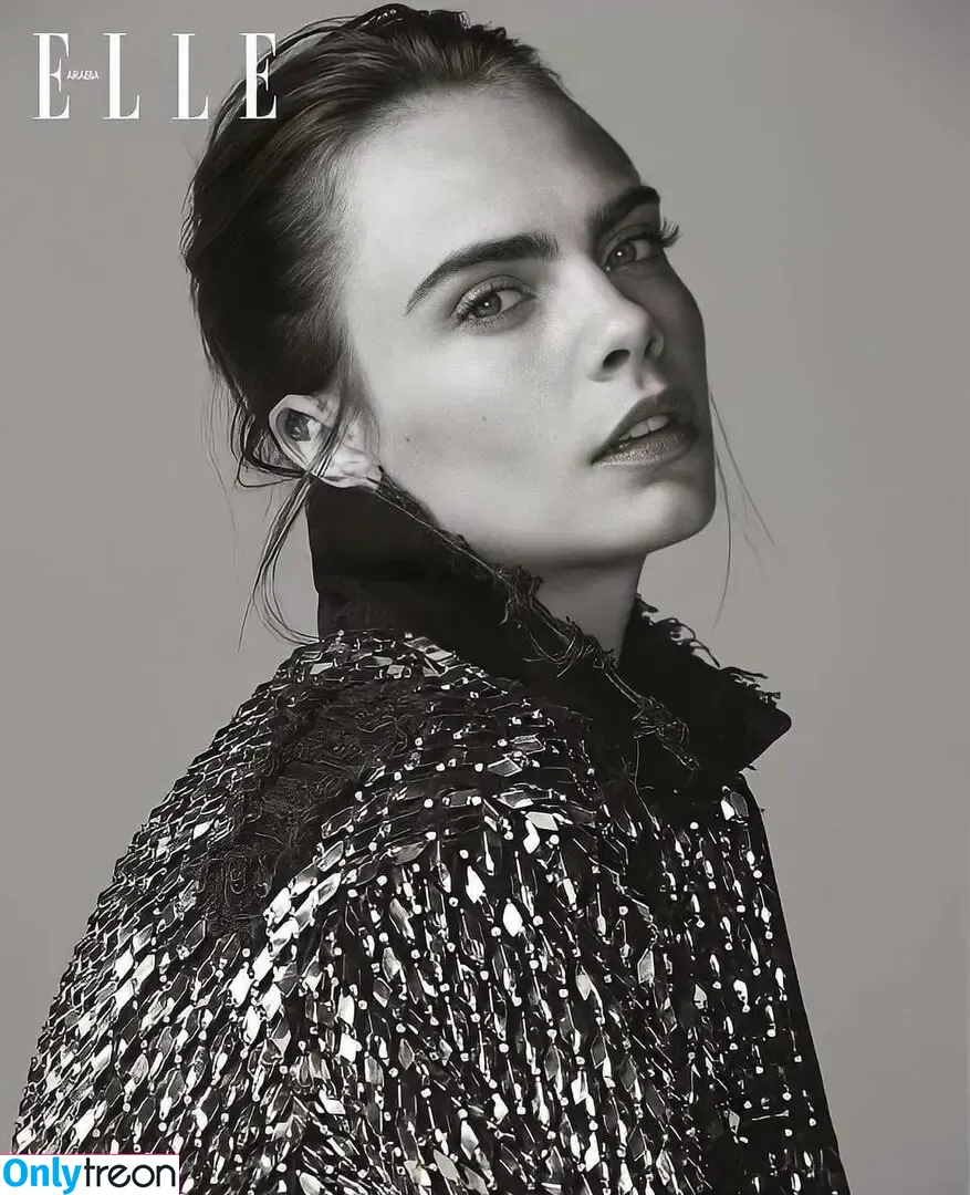 Cara Delevingne nude photo #0693 (caradelevingne)