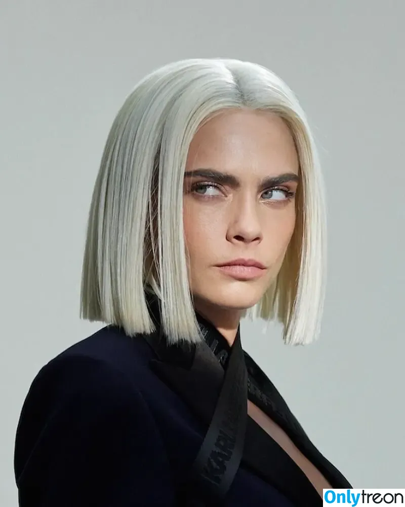Cara Delevingne nude photo #0729 (caradelevingne)