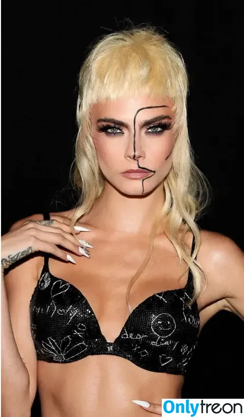 Cara Delevingne nude photo #0730 (caradelevingne)