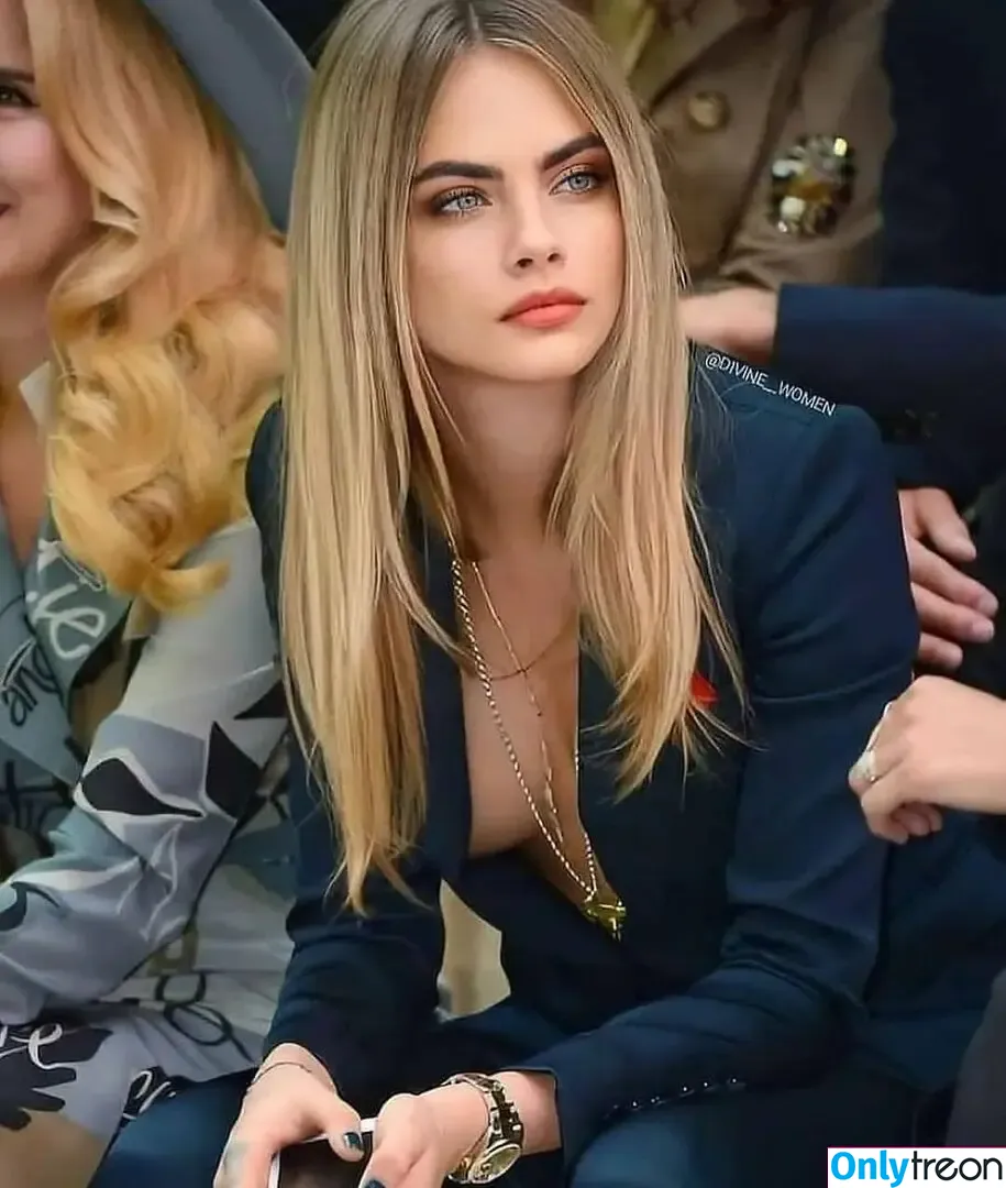 Cara Delevingne nude photo #0731 (caradelevingne)