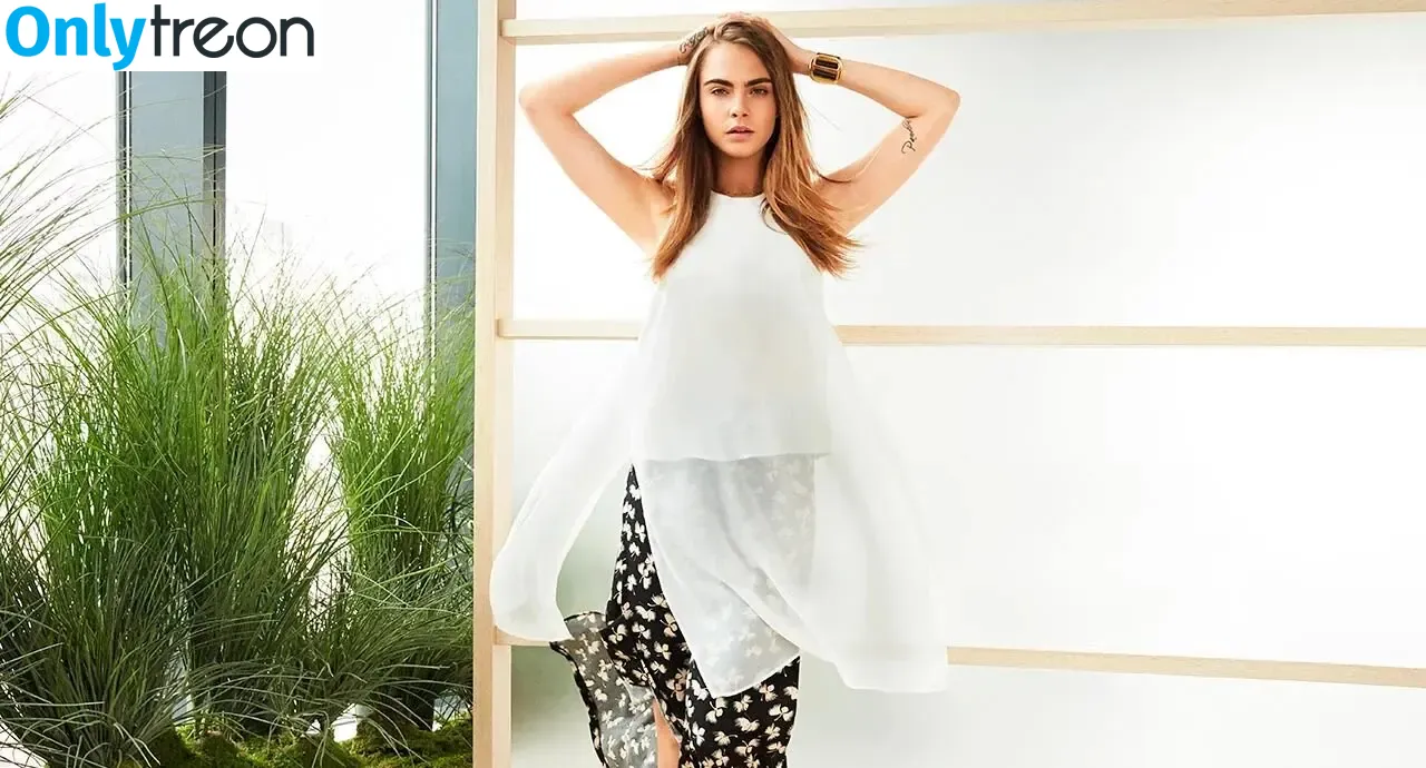 Cara Delevingne nude photo #0776 (caradelevingne)