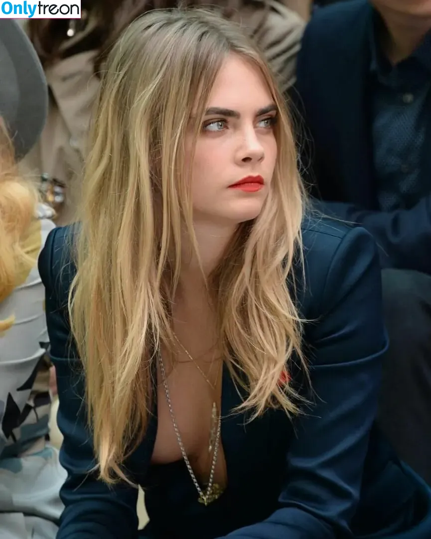 Cara Delevingne nude photo #0879 (caradelevingne)