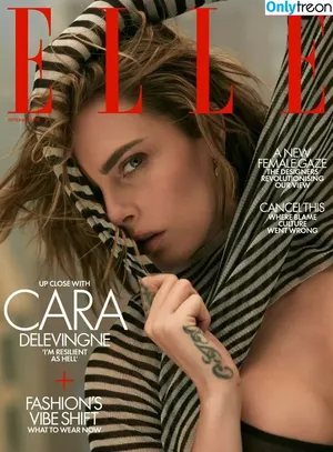 Cara Delevingne / caradelevingne nude photo #1066