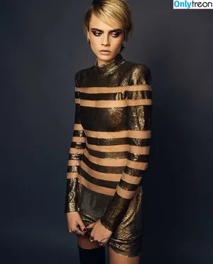 Cara Delevingne / caradelevingne nude photo #1090