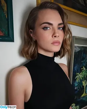 Cara Delevingne / caradelevingne nude photo #1148