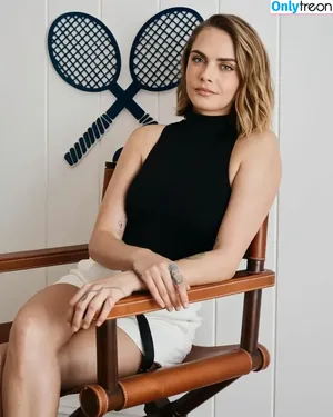 Cara Delevingne / caradelevingne nude photo #1149
